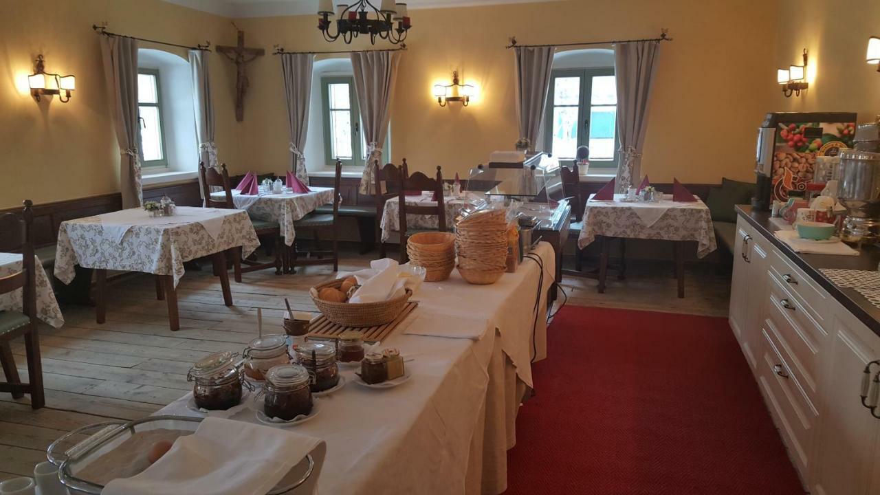 Seewirt Зел ам Мос Екстериор снимка
